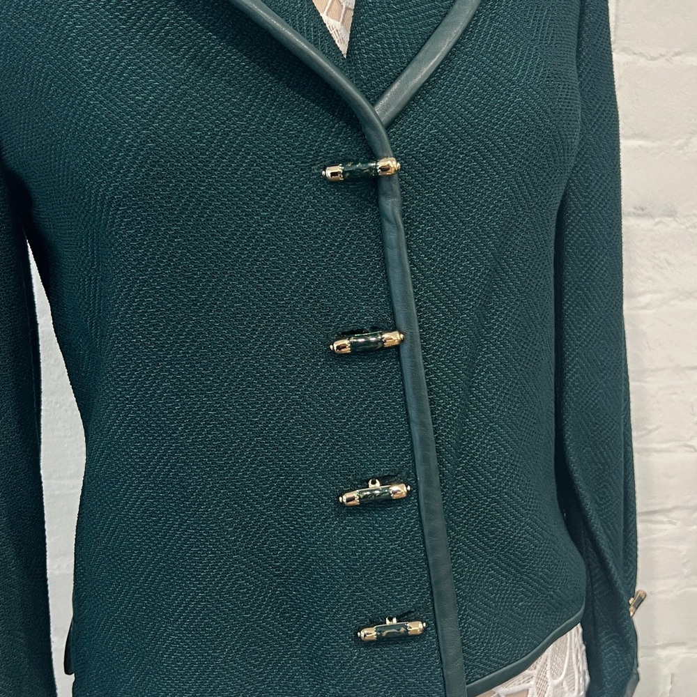 St. John Collection by Marie Gray Blazer - Picture 3 of 9